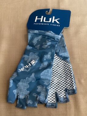 NWT Huk Fingerless Fishing Gloves - Blue Camo with White Grip